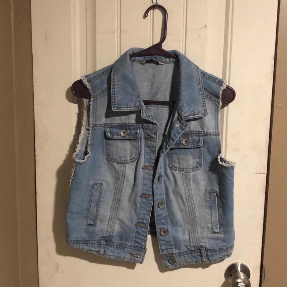 Jean jacket with lace detail on the back